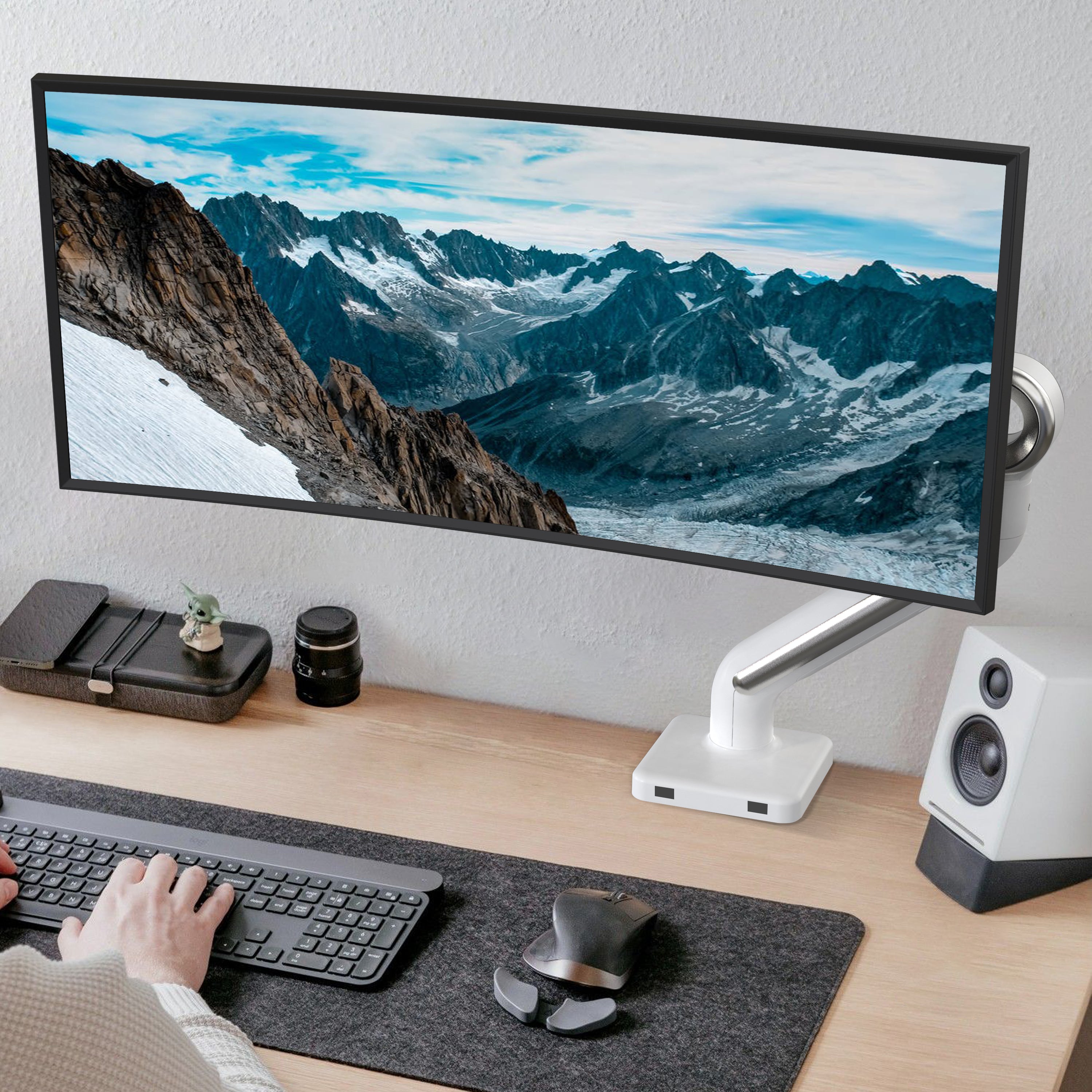 Single Monitor Arm Desk Mount